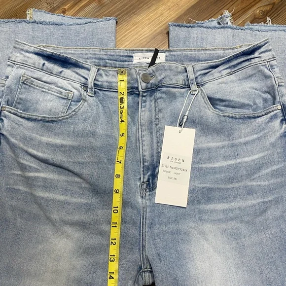 4/$16 Risen Jeans - Picture 12 of 13